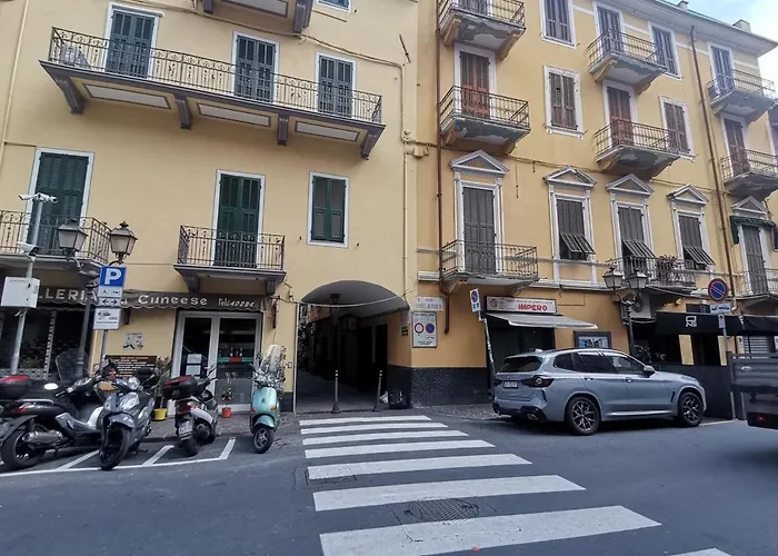 Apartament Da Amente Alassio